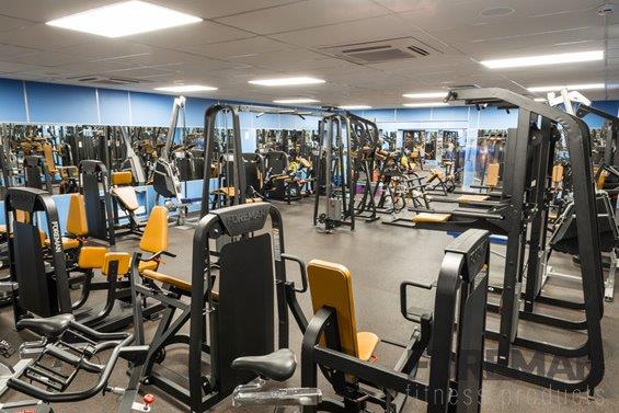 Used Gym Equipment, second hand fitness equipment, technogym, life fitness, used gym equipment in germany, used gym equipment europe
